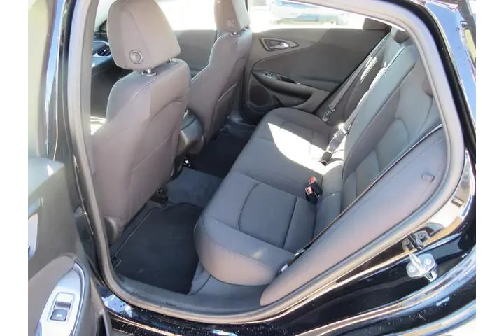 $24491 : Chevrolet Malibu 2023 RS 4dr image 5