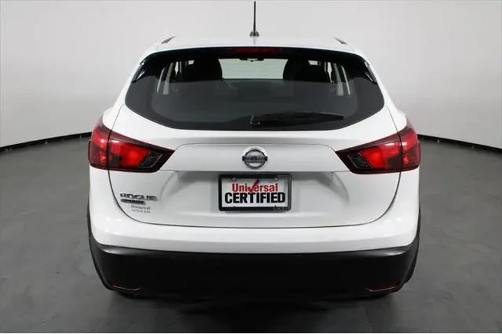 $14587 : Nissan Rogue Sport 2019 S 4d image 8