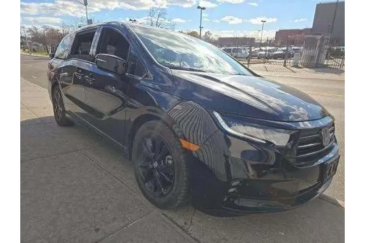 $35744 : Honda Odyssey 2023 Sport 4dr image 2