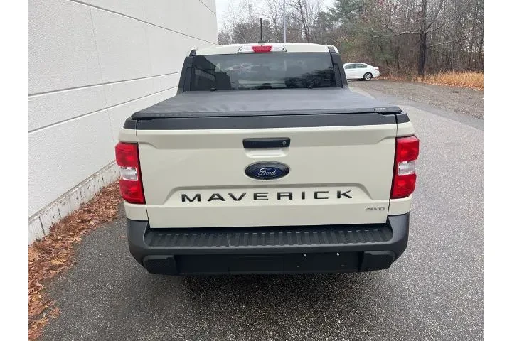$30000 : Ford Maverick 2024 AWD XLT 4 image 8