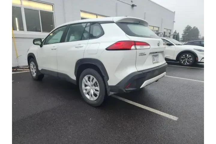 $24989 : Toyota Corolla Cross 2024 AW image 5