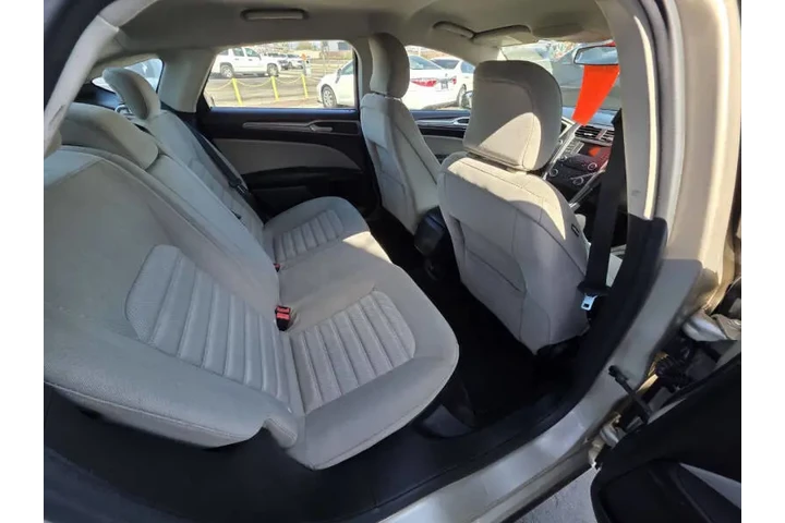 2017 Fusion S image 10