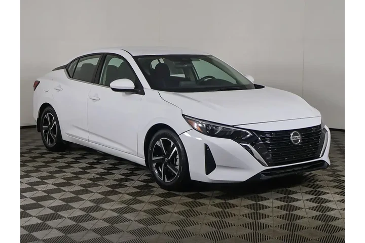 $18123 : Nissan Sentra 2024 SV 4dr Se image 2