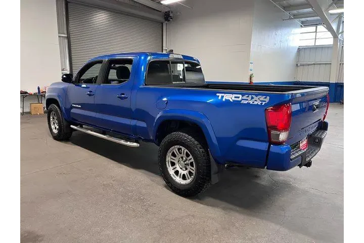 $32561 : Toyota Tacoma 2016 image 6
