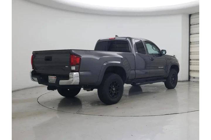 $30998 : Toyota Tacoma 2019 4x2 SR5 V image 8