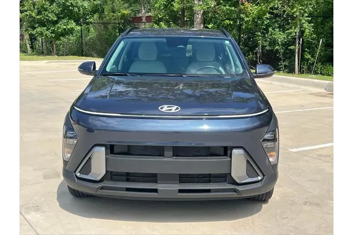 $20299 : Hyundai KONA 2024 SEL 4dr Cr image 2
