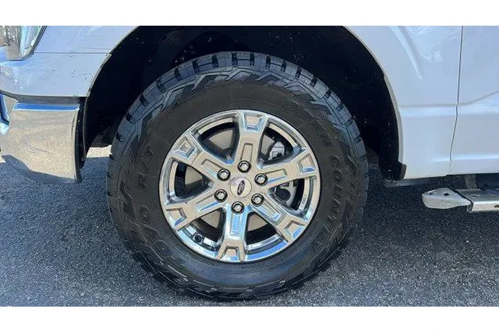 $36984 : Ford F-150 2021 4x4 XLT 4dr image 10