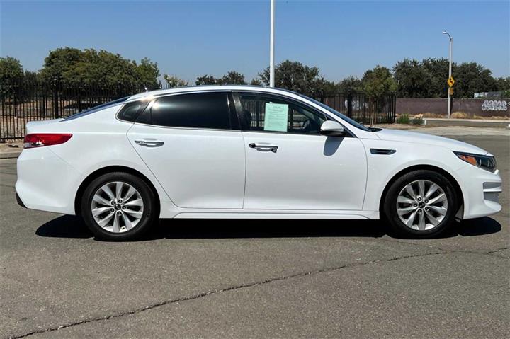 $14650 : Optima EX image 3