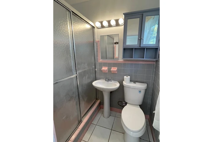 $850 : RENTO ESTUDIO EN MIRAMAR PKY image 3