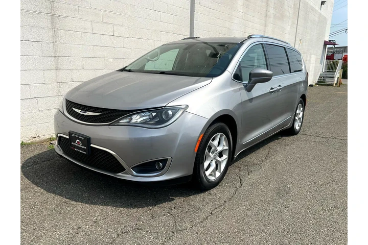 $14995 : 2018 Pacifica Touring L Plus image 2