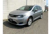 $14995 : 2018 Pacifica Touring L Plus thumbnail