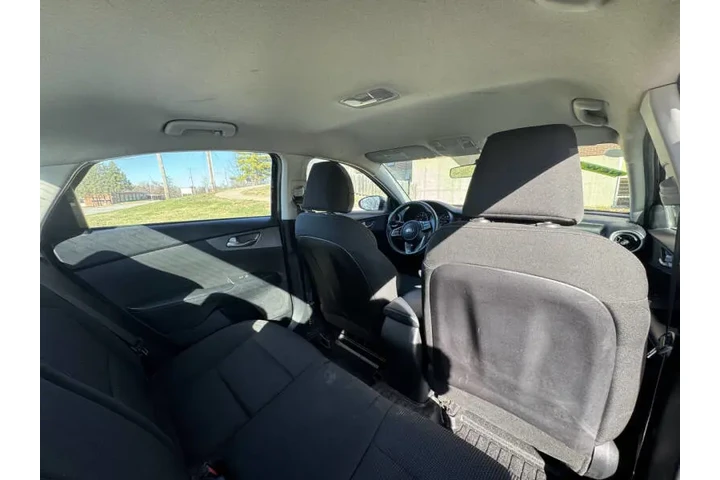 $7999 : 2021 Forte LXS image 8