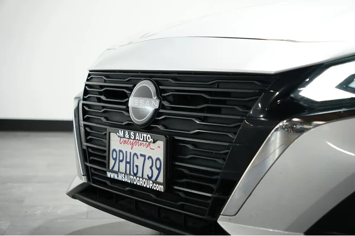 $17837 : 2023 Altima image 5