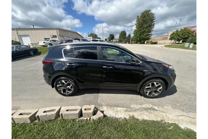 $15990 : 2020 Sportage EX image 7
