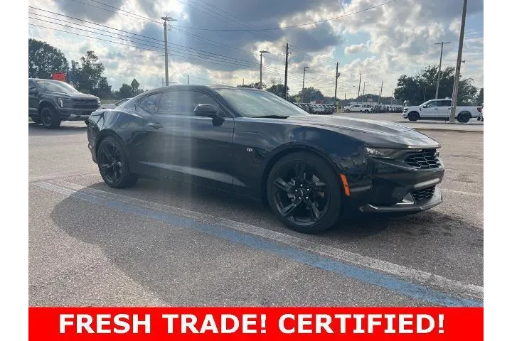 $27042 : Chevrolet Camaro 2024 LT 2dr image 1