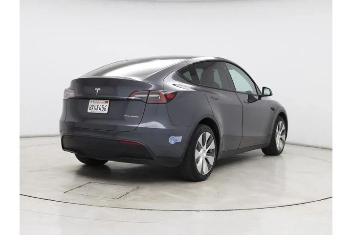 $31998 : Tesla Model Y 2021 AWD Long image 8