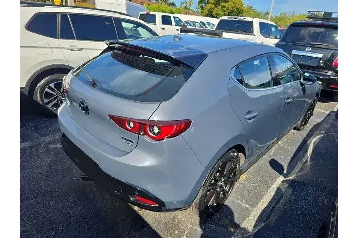 $27990 : Mazda Mazda3 Hatchback 2024 image 3
