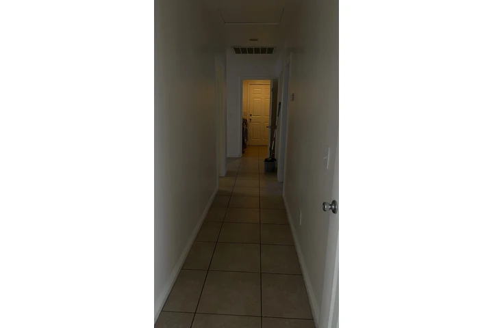 $3200 : Se renta casa amplia image 4