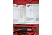 Milwaukee 2474-22 M12 12-Volt en New Haven