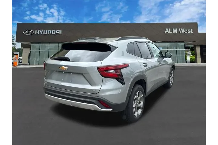$19720 : Chevrolet Trax 2025 LT 4dr C image 8