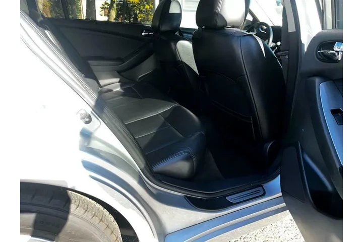 $8999 : 2011 Altima image 8