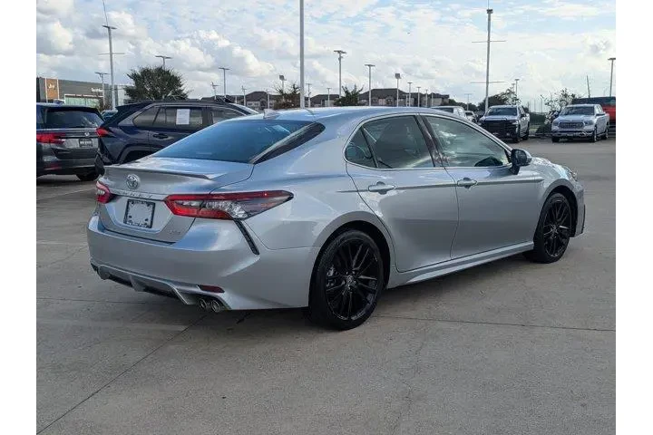 $23500 : Toyota Camry 2023 XSE 4dr Se image 3