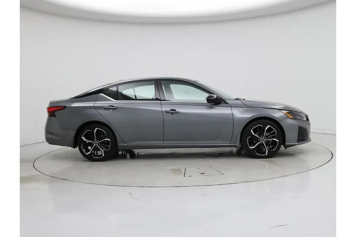 $22998 : Nissan Altima 2023 2.5 SR 4d image 7