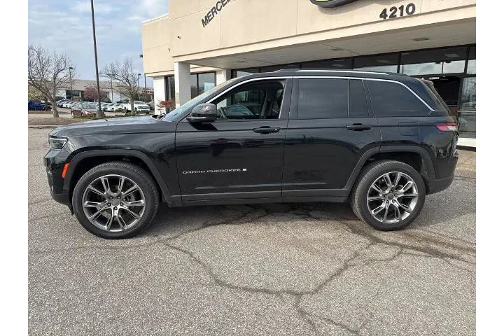 $26285 : Jeep Grand Cherokee 2023 4x4 image 6