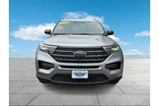 $32997 : Ford Explorer 2023 AWD XLT 4 thumbnail