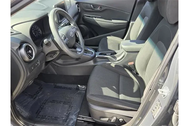 $16487 : Hyundai KONA 2023 SEL 4dr Cr image 10