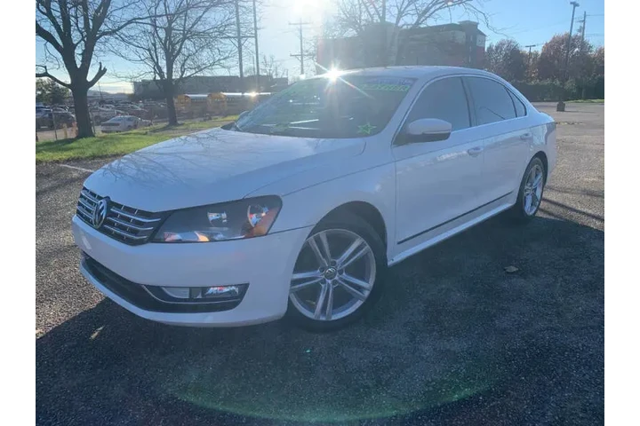 $8995 : 2014 Passat 3.6L V6 SEL Premi image 1