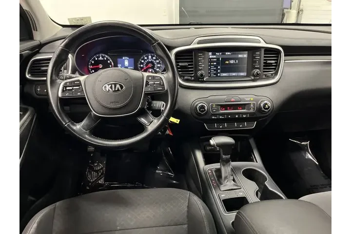 $8860 : Pre-Owned 2019 Sorento S image 5
