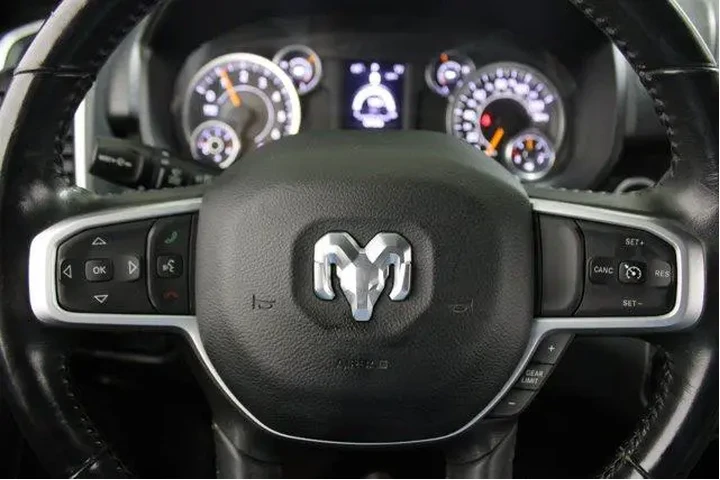 $30997 : Ram 1500 2022 4x4 Big Horn 4 image 7