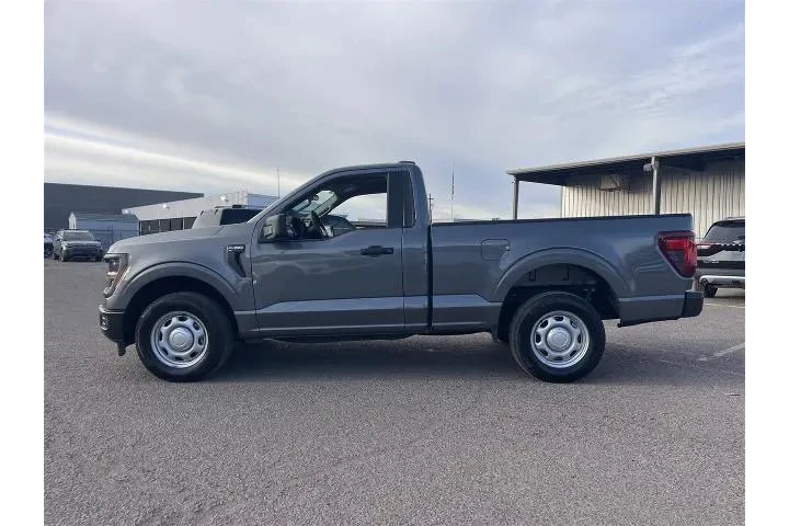 $39496 : Ford F-150 2025 4x2 XL 2dr R image 2