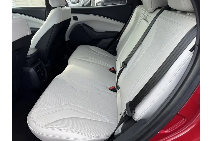 $34665 : Ford Mustang Mach-E 2023 AWD image 8