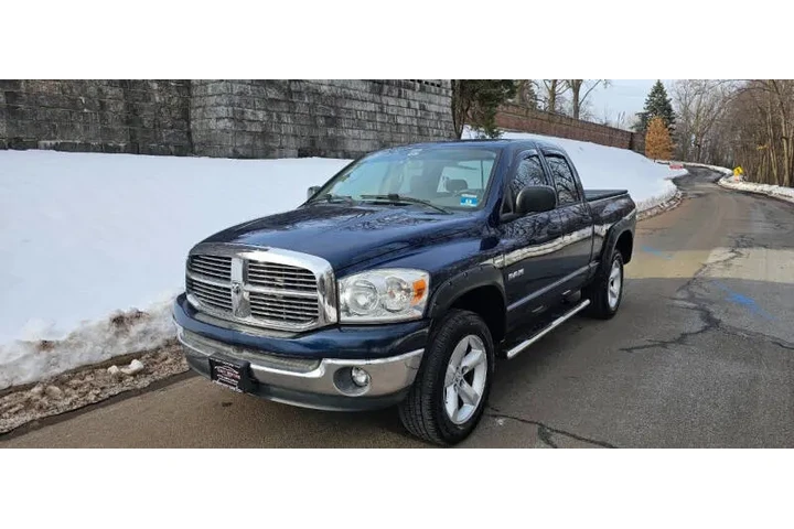 $8995 : 2008 Ram 1500 Laramie image 4