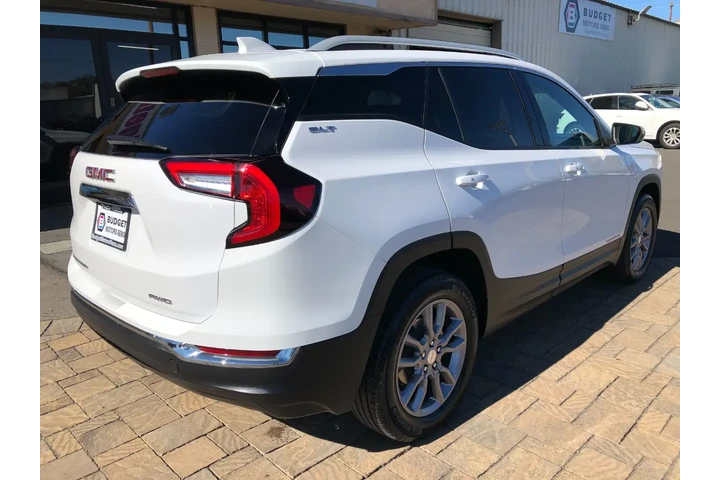 $23990 : 2024 GMC Terrain SLT AWD image 3