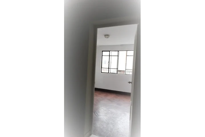 VENDO LINCE DEPARTAMENTO image 4