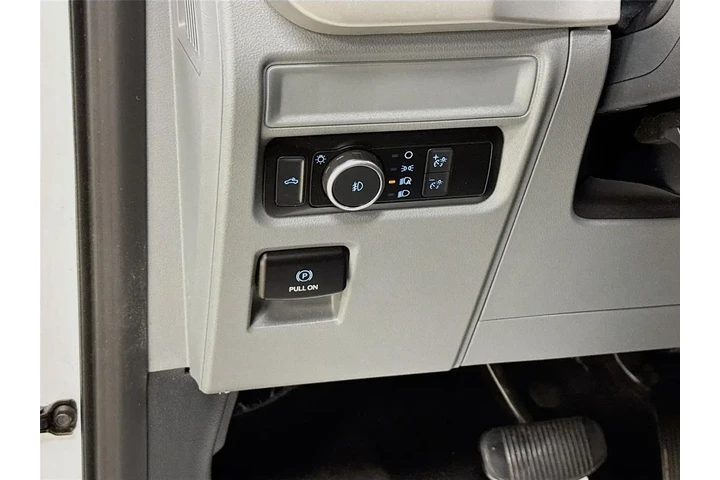 $33890 : Ford F-150 2023 4x4 XLT 4dr image 10