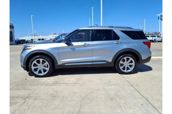 $29988 : Ford Explorer 2020 AWD Plati image 2