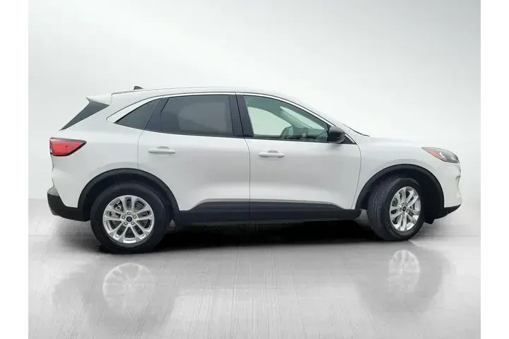 $19603 : Ford Escape 2022 SE 4dr SUV image 3