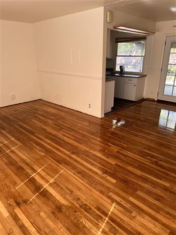 Hardwood floors image 2