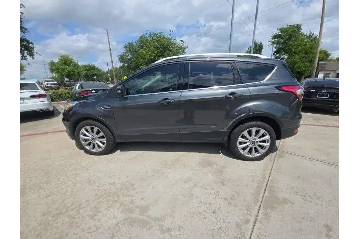 $15100 : Ford Escape 2017 AWD Titaniu image 1
