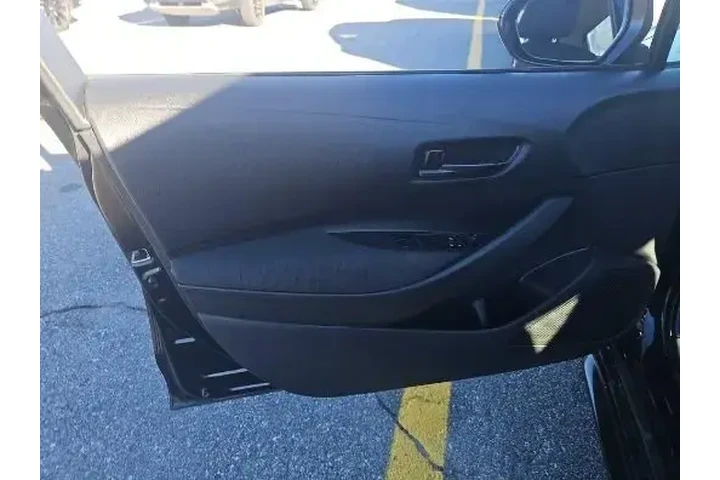 $18422 : Toyota Corolla 2024 LE 4dr S image 7