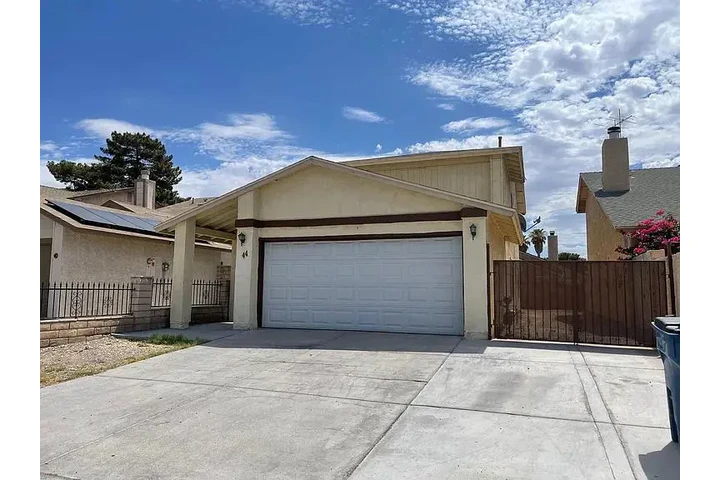 $1000 : Bonita casa de 3 dormitorios image 1