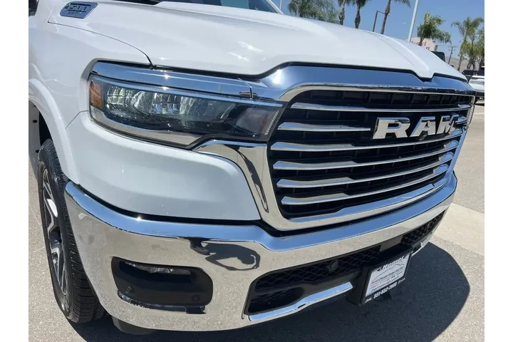 $39954 : Ram 1500 2025 4x4 Laramie 4d image 10