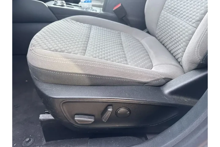 $17004 : Ford Escape 2020 AWD SE 4dr image 9