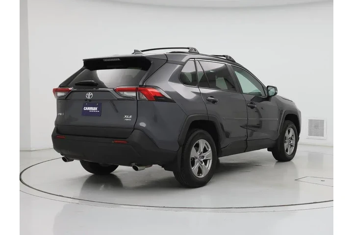 $34998 : Toyota RAV4 2023 AWD XLE 4dr image 8