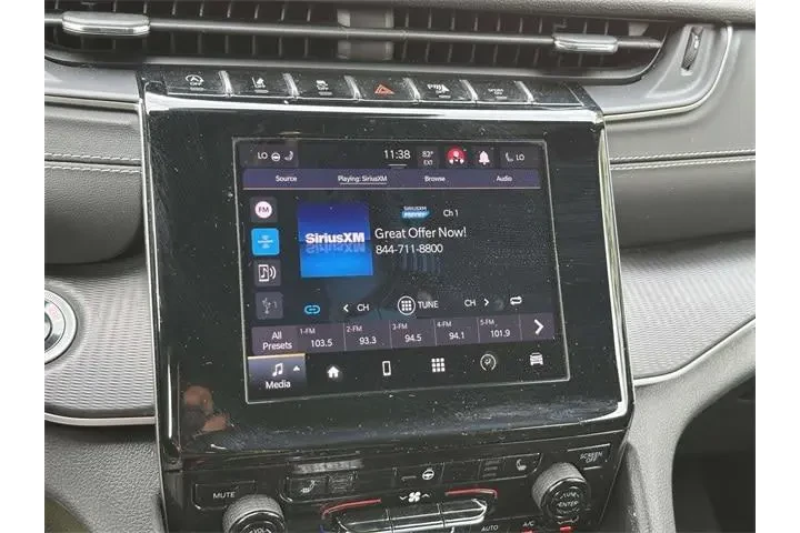 $27999 : Jeep Grand Cherokee L 2024 4 image 9