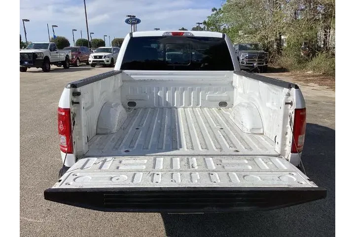 $13111 : Ford F-150 2017 4x2 Lariat 4 image 9